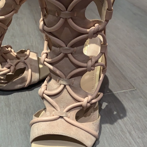 Bcbg gladiator leather pumps, - Picture 2 of 4